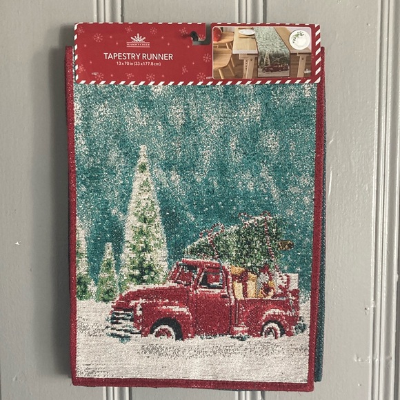 NWT Beautiful Holiday Red Farm Truck Christmas Tapestry Table Runner 70x13 - Picture 5 of 17